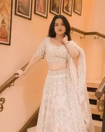 Escort Karnal